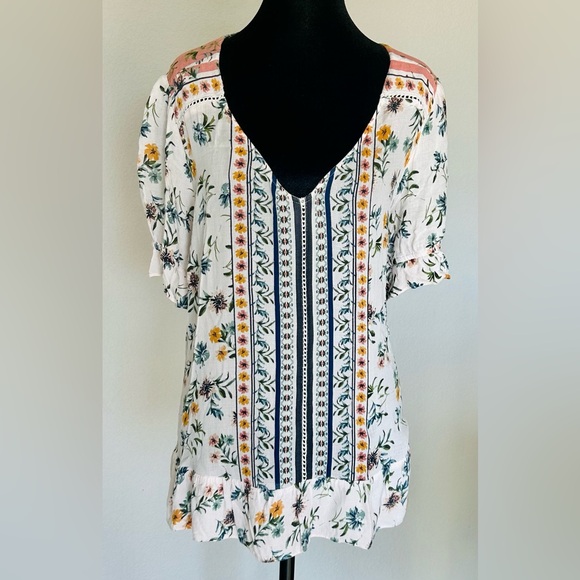 Lucky Brand Tops - Lucky Brand Boho Eyelet Floral Blouse Cottagecore Fairycore Peasant Top 1X J1265